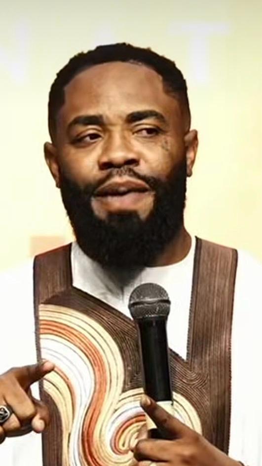 Woli Arole rebukes netizens leaving unflattering commenst following the sudden death of singer Toluwanisings